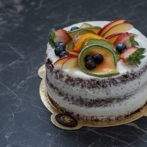 Torcik nagi (naked cake)